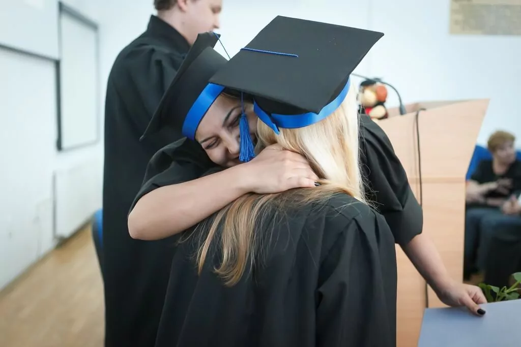 COMPRA Y VENTA DE DIPLOMAS Y TITULOS FALSOS 